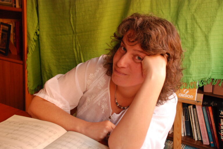 Diana Pérez Cusotdio