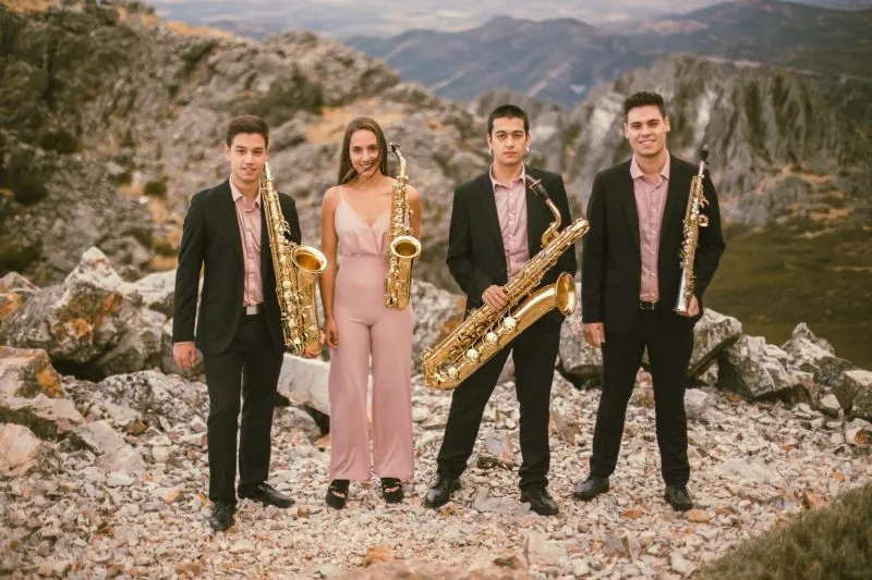 universo-sax